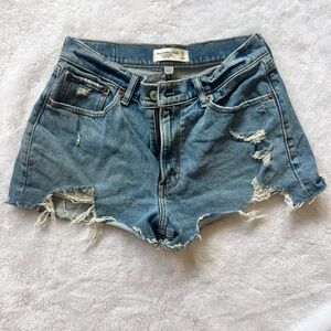 Abercrombie, Mid-Rise, Curve Love Denim Cut-offs, Size 27 (US 4)